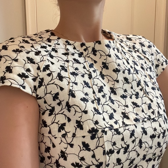 Carolina Herrera ivory tweed navy embroidered sheath midi dress size 4 - Picture 12 of 16